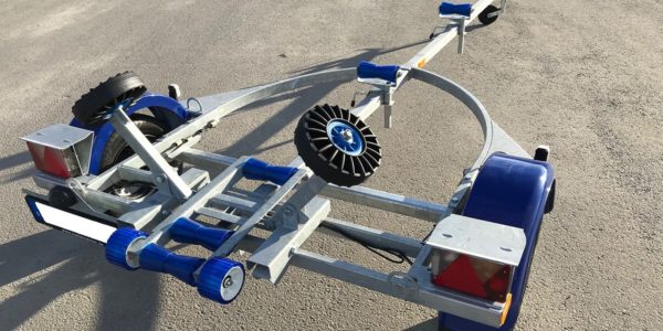 Båttrailer Tece 600U15 Båttrailer Tece 750U18